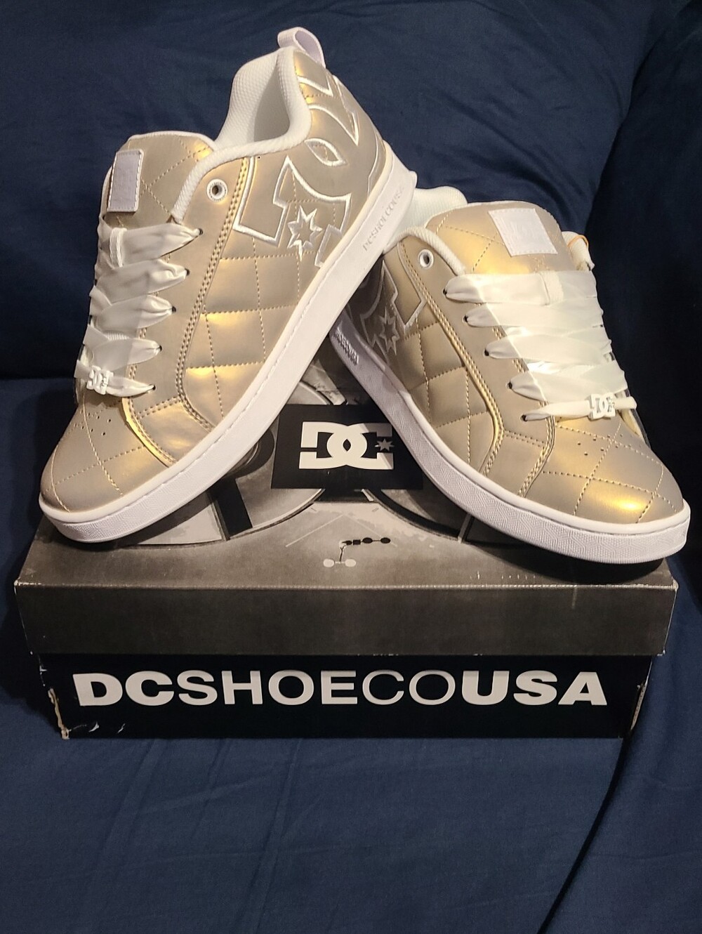 DC Court Graffik "Special Edition" Quilt Gold, New In Box! Multiple Sizes